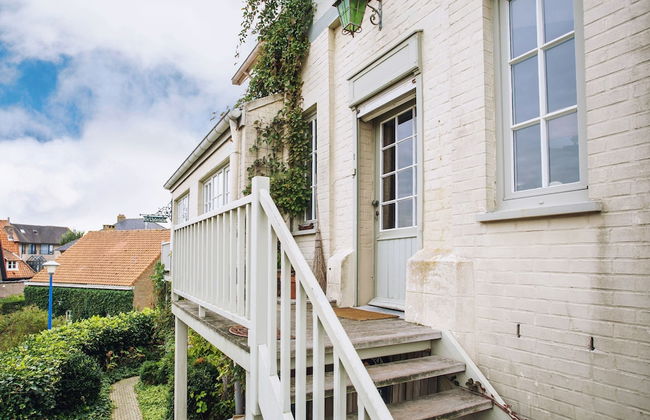 Beautiful Villa Near the Sea - Photo 71