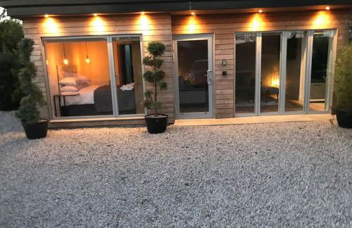 Amazing Cottage & detached Annex sleeps 8, Extra Deep Hot tub, Super Fast wifi, New for 2024 is the addition of Wood Fired Sauna - Foto 24