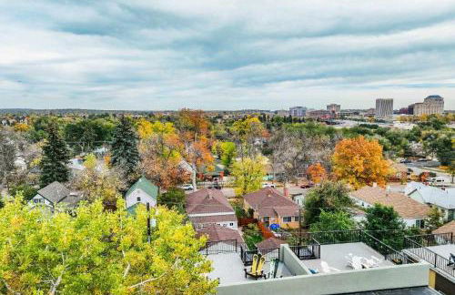 4BD Home w Rooftop Patio Fire Pit & Mountain Views - Foto 50