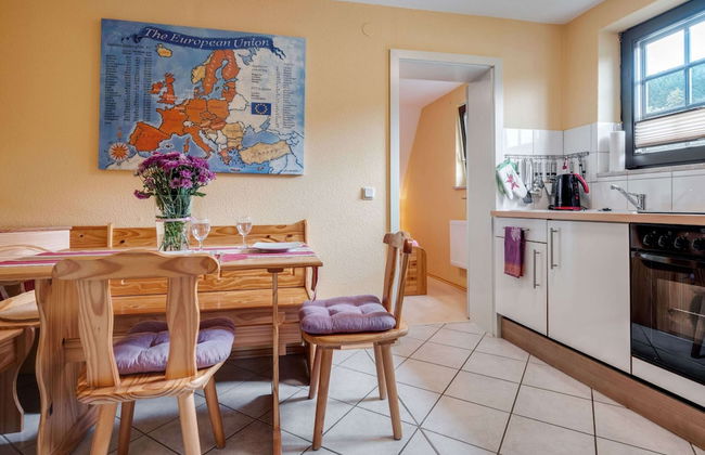 Stylish Apartment in Merschbach near Forest - Photo 17