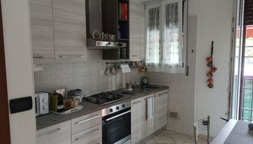 Sisters Home - Photo 3