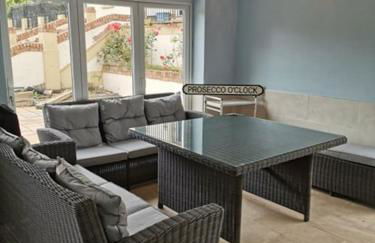 Couples Country Escape includes Private Indoor Pool and Hot tub in North Wales - Foto 37