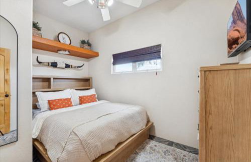 Dutchman Copper Ranch - Rooftop patio, Heated pool, Mtn Views, Waterslide - Foto 21