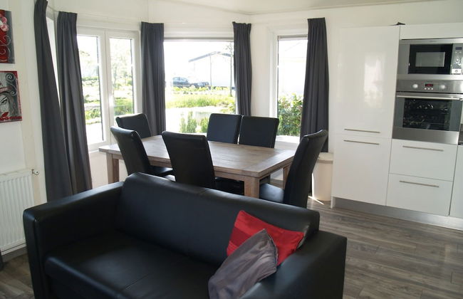 Well-kept Chalet not far From the Biesbosch - Foto 11