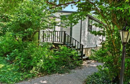 Stunning Cottage in Famous KY Garden -Sleeps 2 - Foto 43