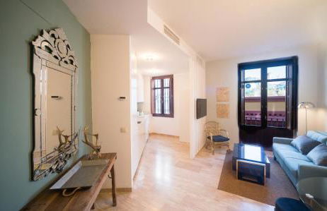 EXCLUSIVE TRIPLEX WITH PRIVATE TERRACE - Photo 13