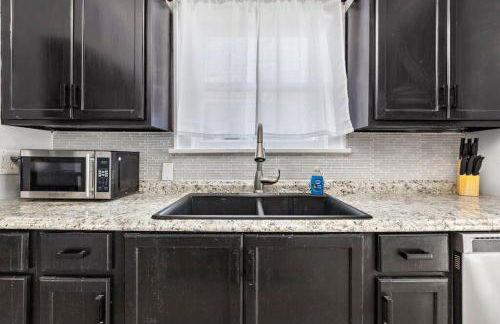 Jazzy Charmer with 3 Queen BedsJazzy Charmer - Foto 2