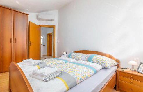 2 Bedroom Lovely Home In Musalez - Foto 25