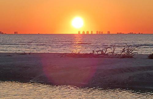 Tranquil 2nd floor beachfront condo on Sanibel Island 2A2 - Foto 50