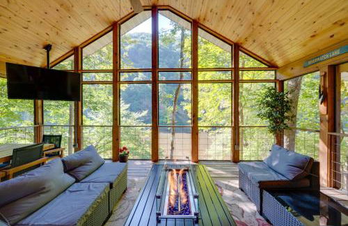 Riverfront West Virginia Cabin with Screened-In Deck - Foto 27