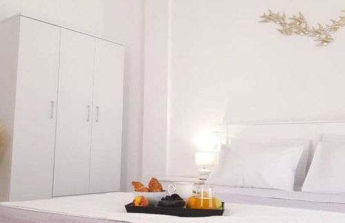 Sonia`s luxury apartment with jacuzzi - Photo 17