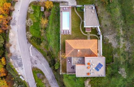 Spacious Villa with Private Pool & Garden in Douro, by Hopstays - Foto 52