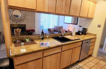 Hot Air Balloon Haven, Hot Tub, King Bed, Office, Foosball, Bball - Foto 6