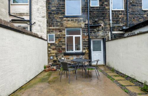 Unique 3 Bedrooms, 3 Ensuite, FREE WiFi, Private Parking - Foto 19