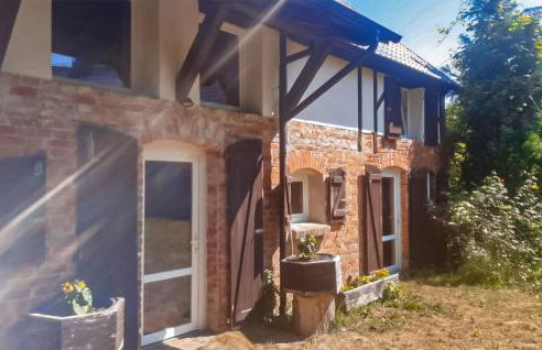 2 Bedroom Lovely Home In Zelazo - Foto 1