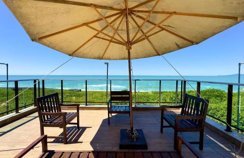 Apto em Condominio Frente Mar com Piscinas Spa Sala de Jogos Quadra de Futebol e Espaco Kids Ideal para Familias - Photo 40