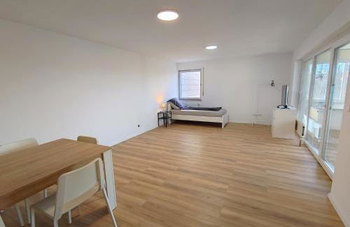 Monteurwohnung mit Balkon und Einzelbetten für bis zu 7 Personen in Rottweil - RW01 - Foto 4