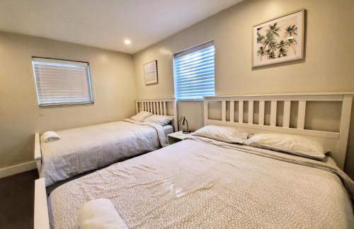 Lakefront Vacation Home - Sleeps 8 - Foto 16