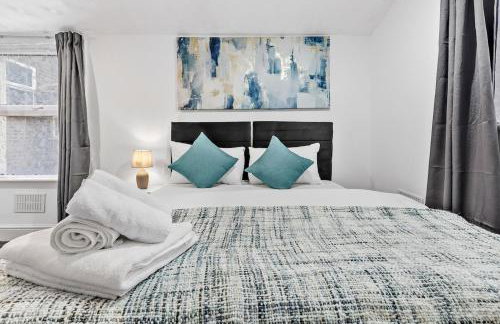 Citylink Spacious 5-Bedroom House,Wi-Fi,Easy Access to Excel and Central London - Foto 35