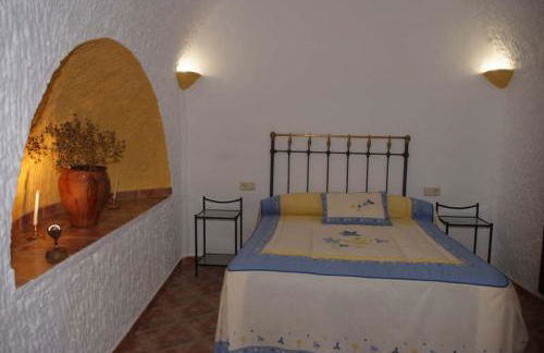 Cuevas la Chumbera - Photo 95