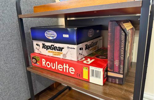 Pool Table 1-Bedroom House, near City Centre and Public Transport, Dog Friendly, Sleeps 5, Free Parking - Foto 22