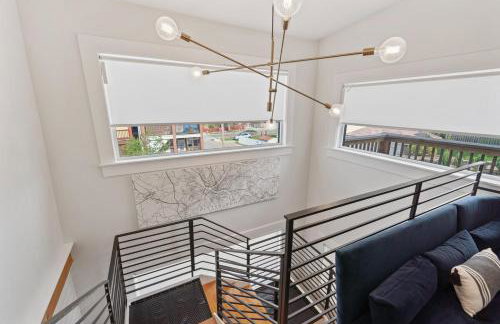 3BR Stylish Retreat, Minutes from Downtown Pittsburgh, Free 3-Car Parking - Foto 13