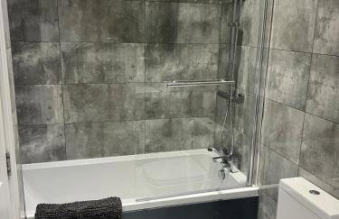 No4 Lux & Cosy Private Apartment in Nuneaton - Foto 12