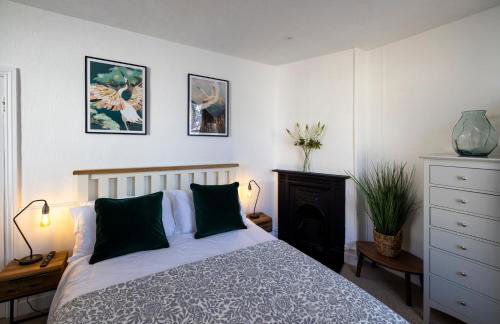 Cosy Cottage for Couples, Parking, 3 Min 2 Beach - Foto 3