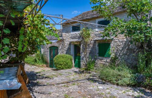 Villa Lastavica pod Ruzon, two beautiful villas in the heart of Istria - Photo 31