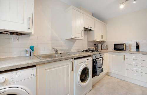 New! Charming 2-bed Home in Nevis Walk, Sleeps 4! - Foto 14