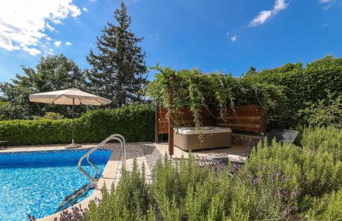 Stunning Home In Jurdani - Foto 12