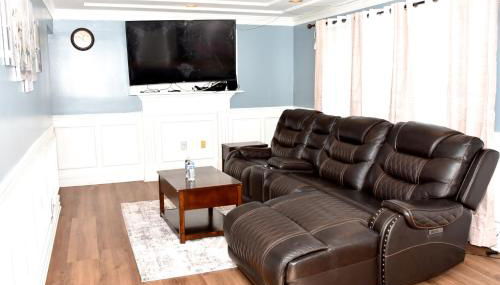 Handsome Home Renovated - close to Metro - Foto 3