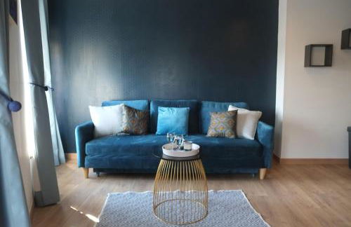 A l'ombre des remparts - Foto 3