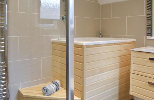 Priory Barn - Photo 13