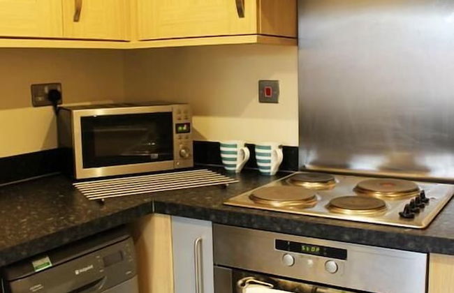 Glover Apartment - Photo 13