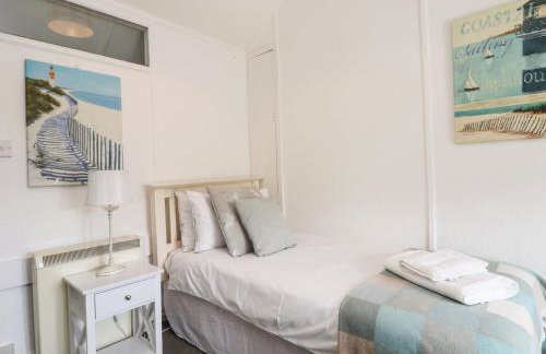 Kerbenetty Harbour Cottage - Photo 20