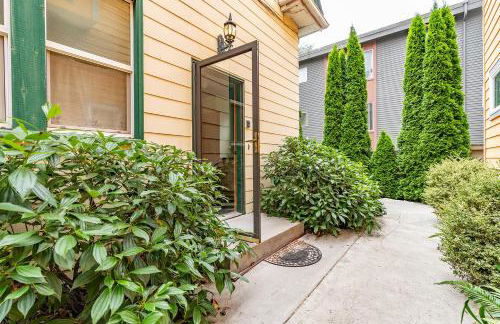 Charming Capitol Hill Craftsman - Foto 42