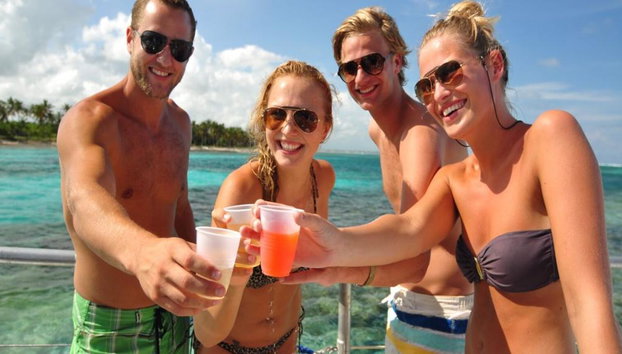 Triple Wave Experience: Catamaran - Parasailing - Banana Boat - Foto 4