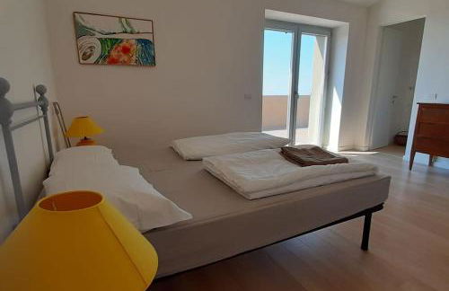 Moderne Villa mit atemberaubendem Seeblick - Photo 39