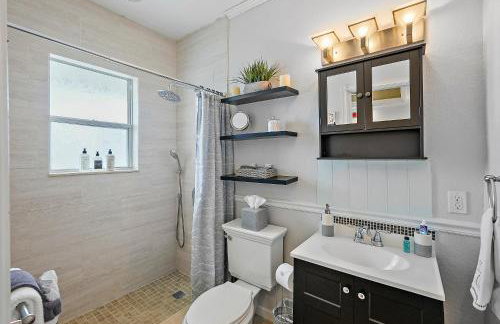 Sunshine-Shopping-Dining In the heart of Downtown - Foto 3