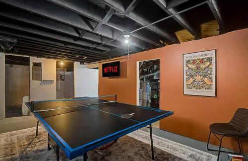 4 Bed 2 Bath Walk to Lakewood Restaurants and Shops - Foto 4