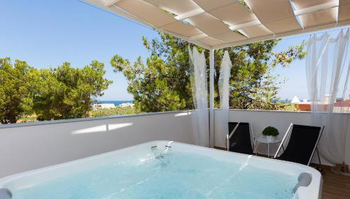 Nisos Villa, Pool & Heated SpaWhirlpool, Walking to Beach, By ThinkVilla - Foto 2