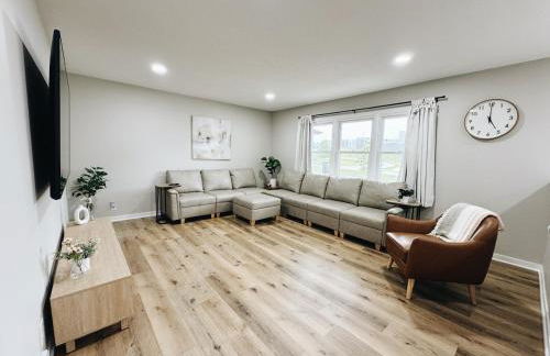 Newly Renovated Home With Pool - Foto 16