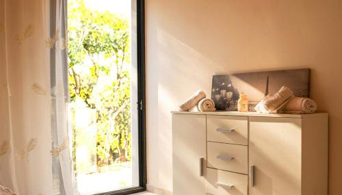 The Beach White House - 80m from the Beach - Renovated - Foto 4