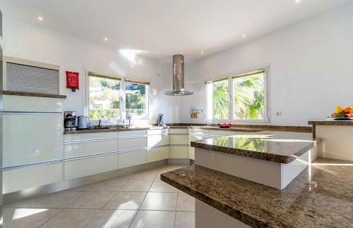 88-Exclusive Villa with Private Pool in Mijas, Malaga - Photo 15