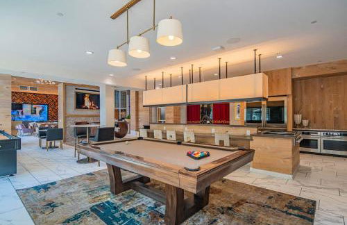 Spacious 2BR Uptown Biltmore Gym Pool Parking WD - Foto 4