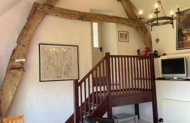 The Cruck Barn, cosy rural escape near The Peak District - Foto 18