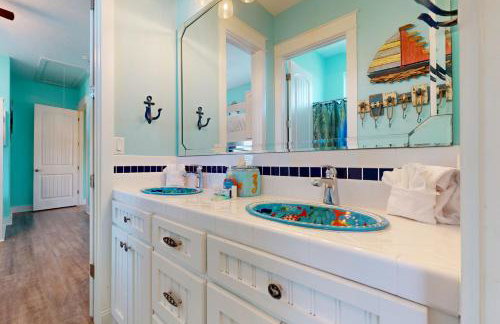 Escape Gulf Views Tiki Bar Sleeps 14 - Foto 24