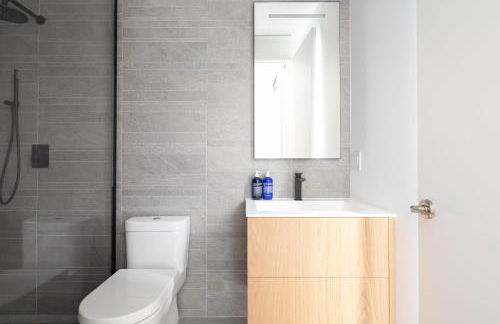 Blue Jay Villa by Rove Travel - Luxe Home with Pool - Foto 10