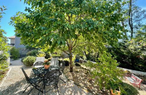 Gîte cosy à Aiguilhe avec jardin, jacuzzi et sauna - proche UNESCO et chemins de randonnée - FR-1-582-354 - Foto 1